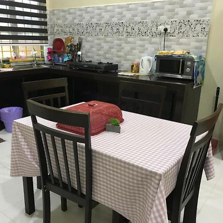 Homestay Talina Куала-Тренгану Экстерьер фото