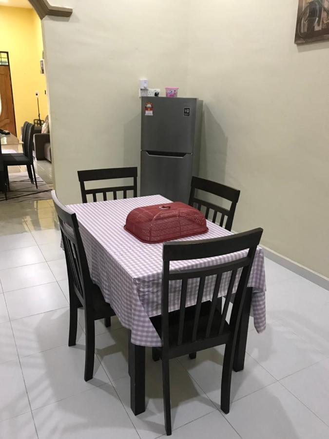 Homestay Talina Куала-Тренгану Экстерьер фото